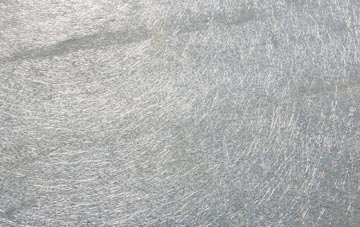 Nessholt laminate fibreglass or shingles?